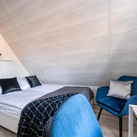 Rys, Julka, Andi - W Centrum - Apartzakop Daire