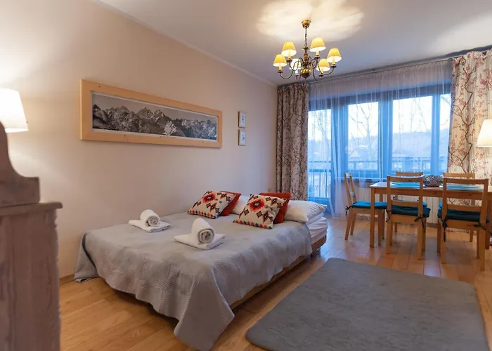 Rys W Centrum Apartzakop * זקופאנה